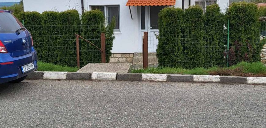 Къща с фотоволтаична система
